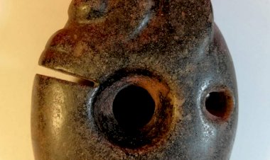 A013 紅山文化，玉獸玦