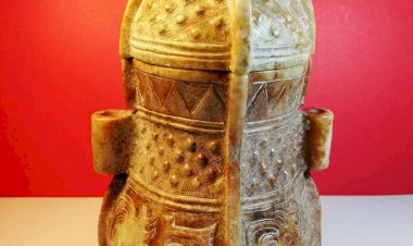 E51 春秋戰國 有蓋雙耳大玉尊宗廟祭器