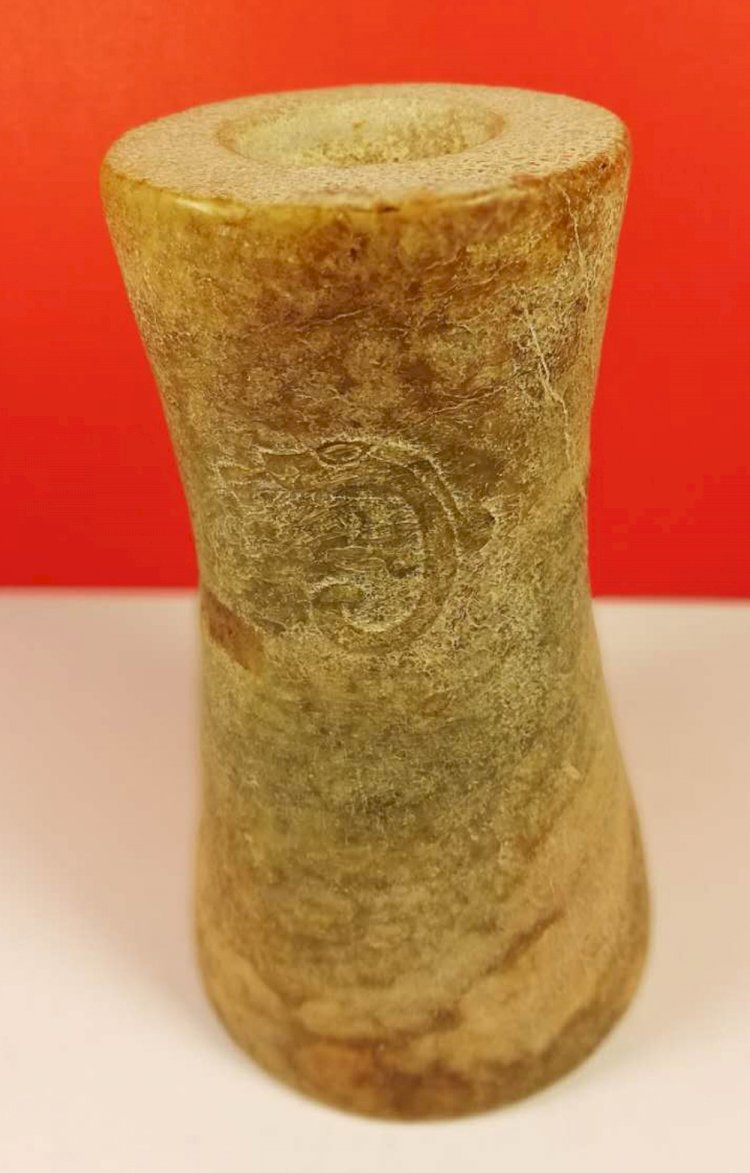 A017.Cylinder Jade Ritual