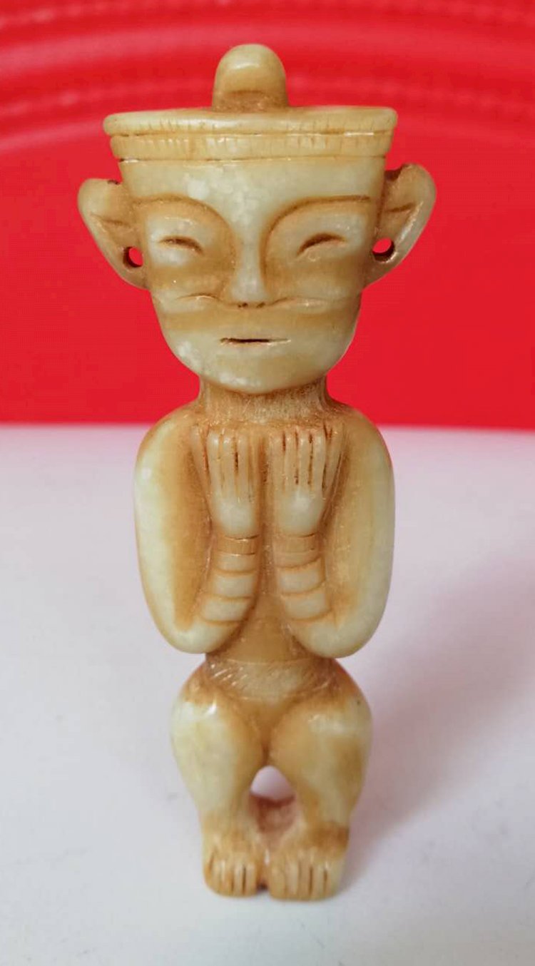 C005. Jade Standing Man with Flat-topped Cap