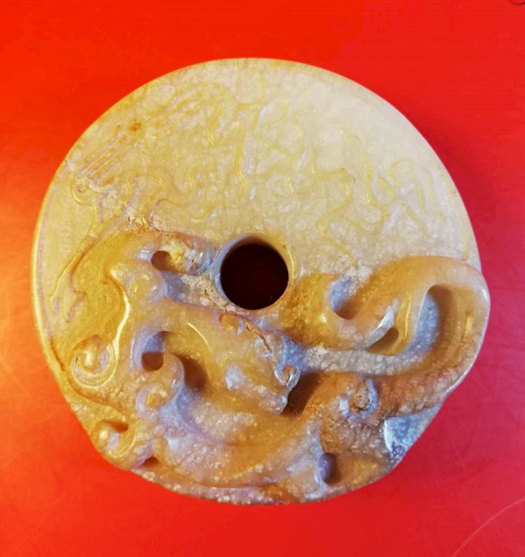 E27.Jade Disc, Bi, with Dragon and Hunting Pattern