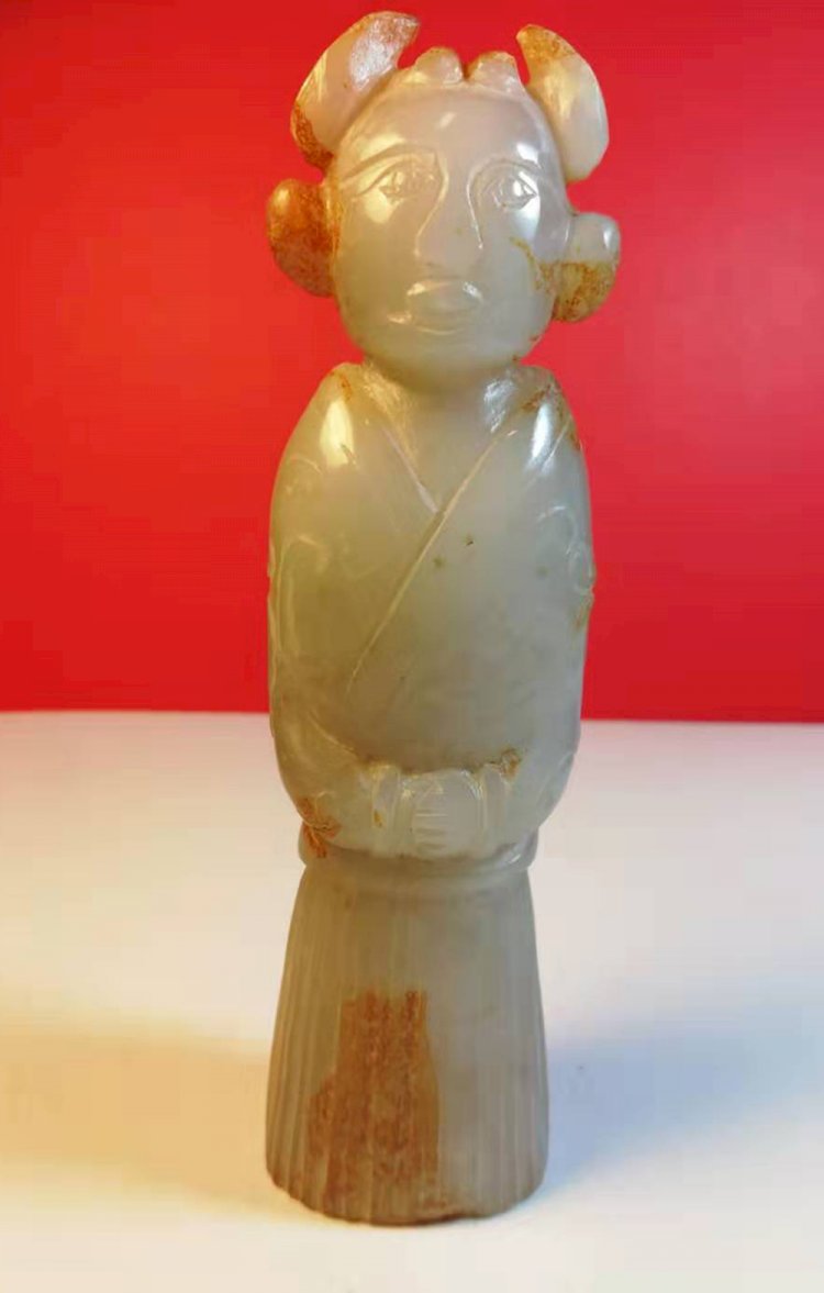 E74 White Jade Standing Figure of a Lady with Double Buns