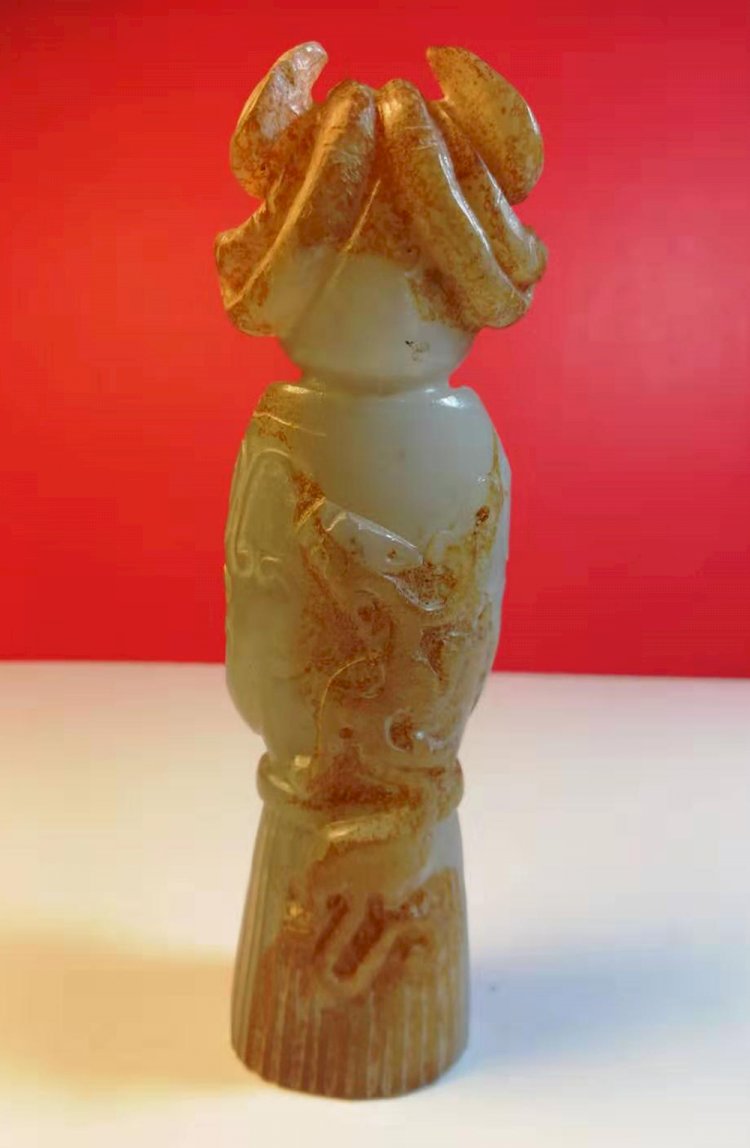 E74 White Jade Standing Figure of a Lady with Double Buns