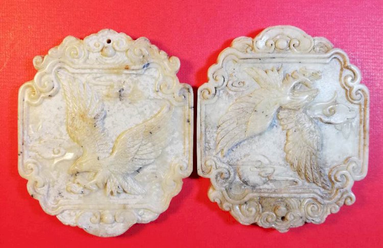 I004. A Pair of White Jade Plaques of Big Bird Spreading Wings