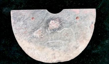 A003. Jade Pendant Disc